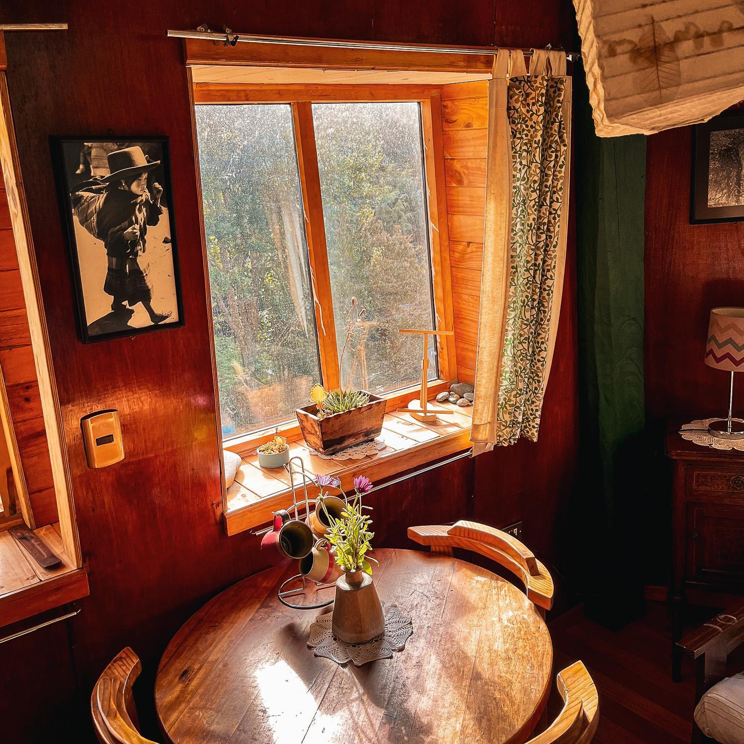 Unique Tree House Hideaway Casa de férias